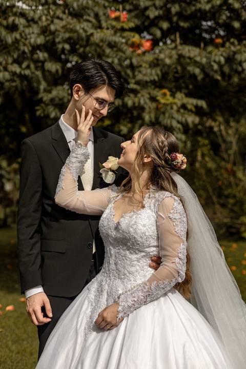 As melhores ideias e inspirações criativas de fotos de casamento registradas por fotógrafos profissionais de eventos da empresa Criativus Foto e Vídeo no Espaço Recanto Premier'