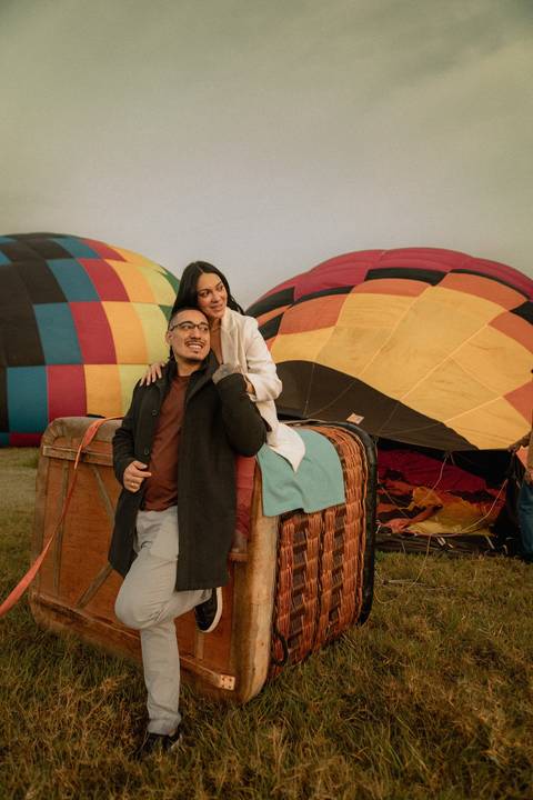 As melhores ideias e inspirações criativas de fotos de ensaio pré casamento registradas por fotógrafos profissionais de eventos da empresa Criativus Foto e Vídeo no Balão em Boituva - SP '