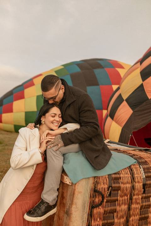 As melhores ideias e inspirações criativas de fotos de ensaio pré casamento registradas por fotógrafos profissionais de eventos da empresa Criativus Foto e Vídeo no Balão em Boituva - SP '