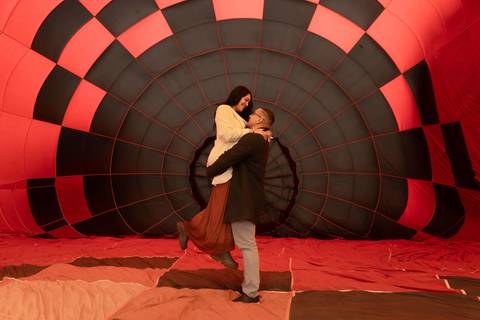 As melhores ideias e inspirações criativas de fotos de ensaio pré casamento registradas por fotógrafos profissionais de eventos da empresa Criativus Foto e Vídeo no Balão em Boituva - SP '