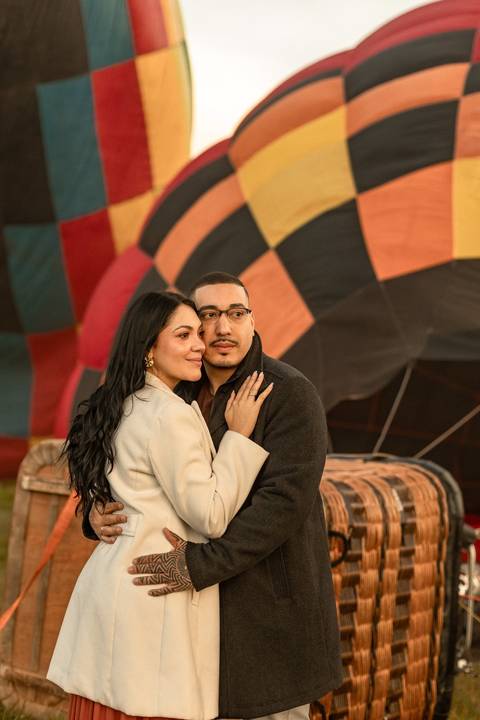 As melhores ideias e inspirações criativas de fotos de ensaio pré casamento registradas por fotógrafos profissionais de eventos da empresa Criativus Foto e Vídeo no Balão em Boituva - SP '