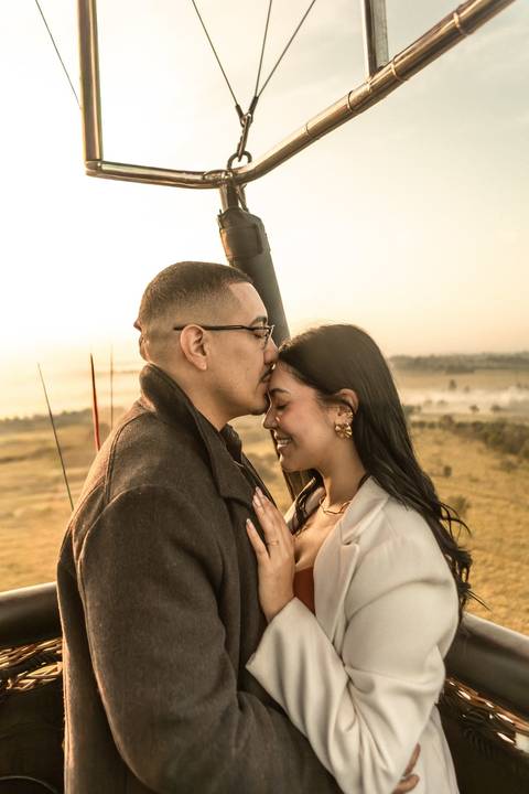 As melhores ideias e inspirações criativas de fotos de ensaio pré casamento registradas por fotógrafos profissionais de eventos da empresa Criativus Foto e Vídeo no Balão em Boituva - SP '