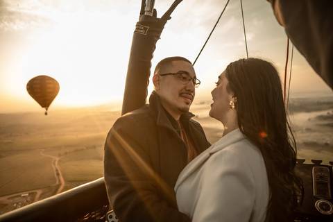 As melhores ideias e inspirações criativas de fotos de ensaio pré casamento registradas por fotógrafos profissionais de eventos da empresa Criativus Foto e Vídeo no Balão em Boituva - SP '