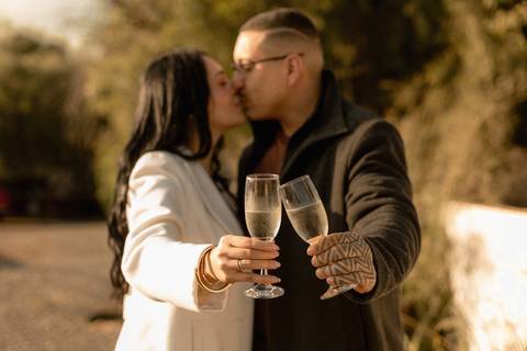 As melhores ideias e inspirações criativas de fotos de ensaio pré casamento registradas por fotógrafos profissionais de eventos da empresa Criativus Foto e Vídeo no Balão em Boituva - SP '