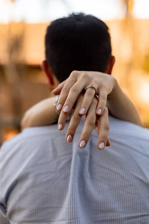 As melhores ideias e inspirações criativas de fotos de ensaio pré casamento registradas por fotógrafos profissionais de eventos da empresa Criativus Foto e Vídeo na Villa Hotel Dangelo'