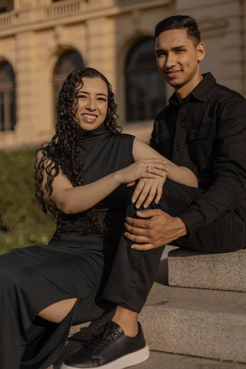 As melhores ideias e inspirações criativas de fotos de ensaio pré casamento registradas por fotógrafos profissionais de eventos da empresa Criativus Foto e Vídeo no Museu do Ipiranga - SP'