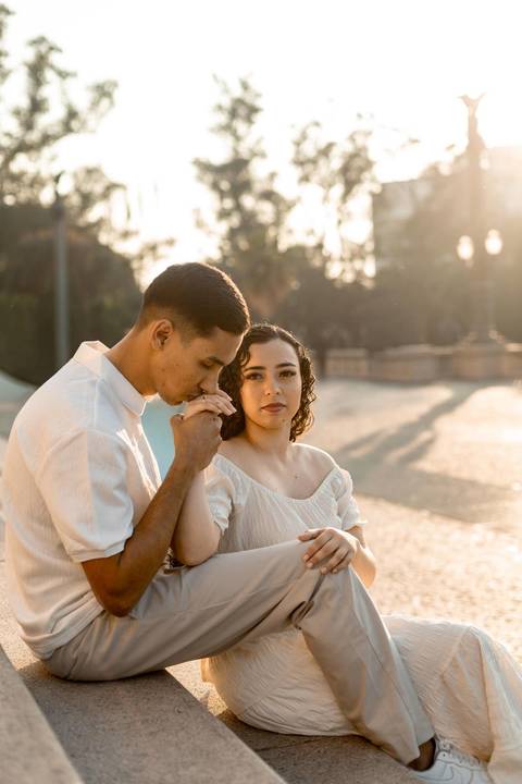 As melhores ideias e inspirações criativas de fotos de ensaio pré casamento registradas por fotógrafos profissionais de eventos da empresa Criativus Foto e Vídeo no Museu do Ipiranga - SP'