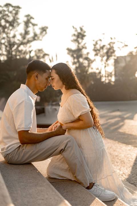 As melhores ideias e inspirações criativas de fotos de ensaio pré casamento registradas por fotógrafos profissionais de eventos da empresa Criativus Foto e Vídeo no Museu do Ipiranga - SP'