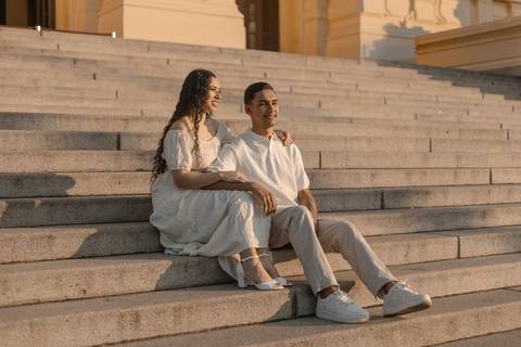 As melhores ideias e inspirações criativas de fotos de ensaio pré casamento registradas por fotógrafos profissionais de eventos da empresa Criativus Foto e Vídeo no Museu do Ipiranga - SP'