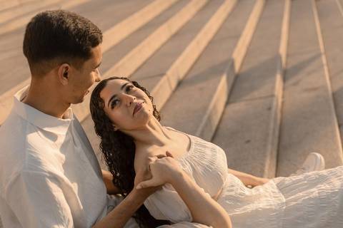 As melhores ideias e inspirações criativas de fotos de ensaio pré casamento registradas por fotógrafos profissionais de eventos da empresa Criativus Foto e Vídeo no Museu do Ipiranga - SP'