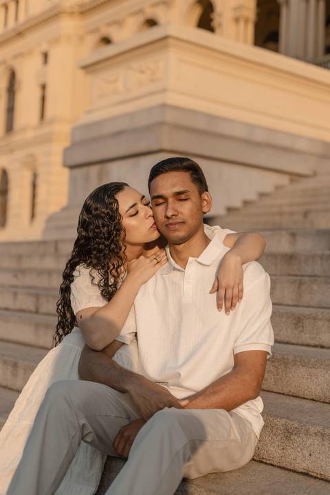 As melhores ideias e inspirações criativas de fotos de ensaio pré casamento registradas por fotógrafos profissionais de eventos da empresa Criativus Foto e Vídeo no Museu do Ipiranga - SP'