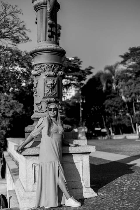As melhores ideias e inspirações criativas de fotos de ensaio de 50 anos registradas por fotógrafos profissionais de eventos da empresa Criativus Foto e Vídeo no Museu do Ipiranga'