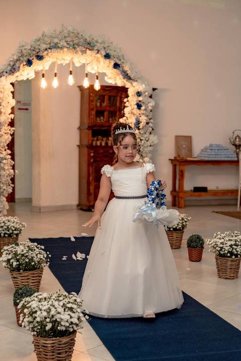 As melhores ideias e inspirações criativas de fotos de casamento registradas por fotógrafos profissionais de eventos da empresa Criativus Foto e Vídeo no Buffet Uriel'