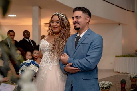 As melhores ideias e inspirações criativas de fotos de casamento registradas por fotógrafos profissionais de eventos da empresa Criativus Foto e Vídeo no Buffet Uriel'