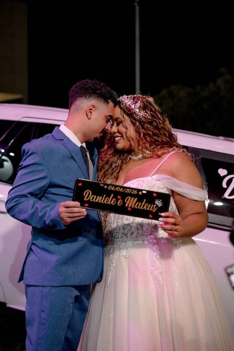 As melhores ideias e inspirações criativas de fotos de casamento registradas por fotógrafos profissionais de eventos da empresa Criativus Foto e Vídeo no Buffet Uriel'