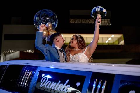 As melhores ideias e inspirações criativas de fotos de casamento registradas por fotógrafos profissionais de eventos da empresa Criativus Foto e Vídeo no Buffet Uriel'