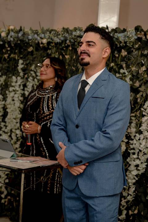 As melhores ideias e inspirações criativas de fotos de casamento registradas por fotógrafos profissionais de eventos da empresa Criativus Foto e Vídeo no Buffet Uriel'