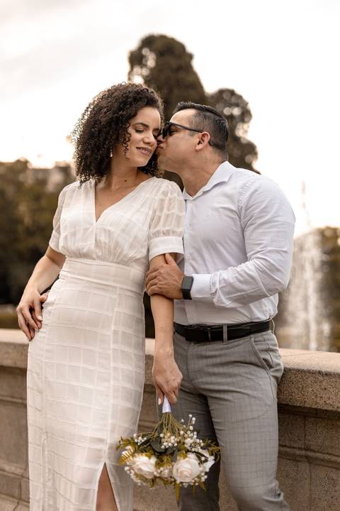 As melhores ideias e inspirações criativas de fotos de ensaio pré casamento registradas por fotógrafos profissionais de eventos da empresa Criativus Foto e Vídeo no Museu do Ipiranga'