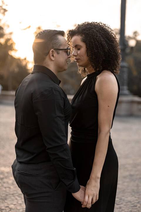 As melhores ideias e inspirações criativas de fotos de ensaio pré casamento registradas por fotógrafos profissionais de eventos da empresa Criativus Foto e Vídeo no Museu do Ipiranga'