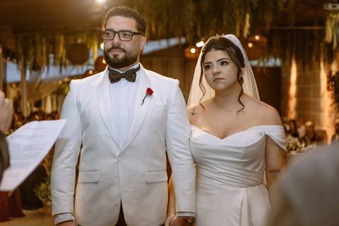 As melhores ideias e inspirações criativas de fotos de casamento registradas por fotógrafos profissionais de eventos da empresa Criativus Foto e Vídeo no Espaço Mariah em Osasco'