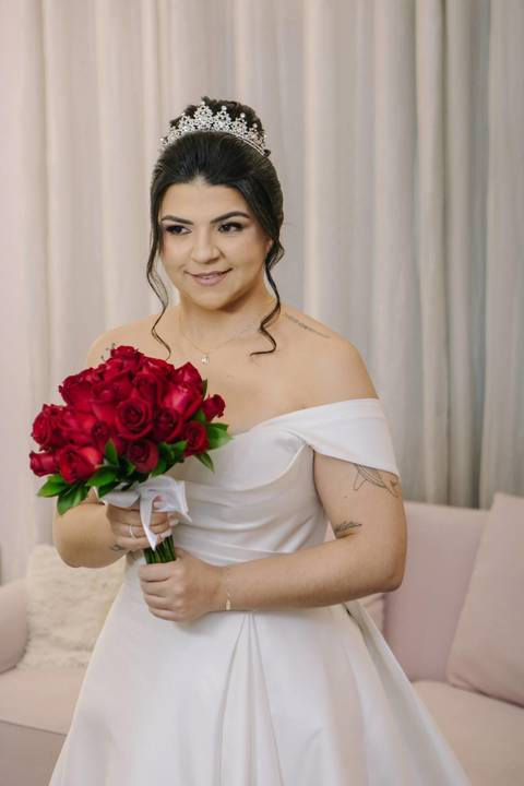As melhores ideias e inspirações criativas de fotos de casamento registradas por fotógrafos profissionais de eventos da empresa Criativus Foto e Vídeo na Escovaria de Luxo '