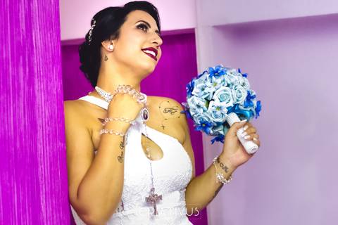 Inspiração e ideias criativas de fotos fotográfico de Making Of da noiva em Vargem Grande Paulista - SP'