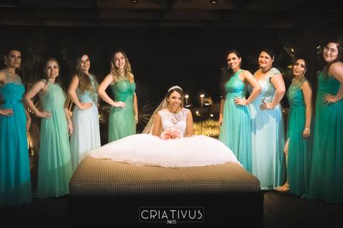 Inspiração e ideias criativas de fotos fotográfico de casamento com as madrinhas Sitio Portal Girassol'