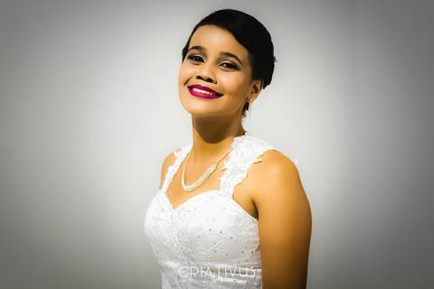 Inspiração e ideias criativas de fotos fotográfico de Making Of da noiva em Cotia - SP'