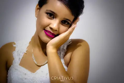 Inspiração e ideias criativas de fotos fotográfico de Making Of da noiva em Cotia - SP'