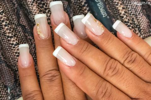 Inspiração e ideias criativas de fotos fotográfico de Making Of da noiva em São Roque-SP'