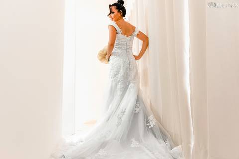 Inspiração e ideias criativas de fotos fotográfico de Making Of da noiva na Granja Vianna, Cotia - SP'