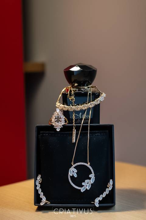 Inspiração e ideias criativas de fotos fotográfico de Making Of da noiva Hotel Ibis Tatuapé'