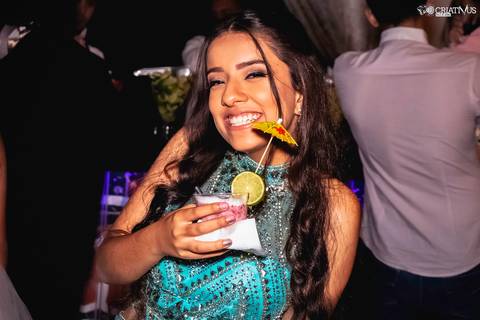 Inspiração ideias criativas de Fotos fotográfico festa de debutante 15 anos no Castelo Marilias Buffet'