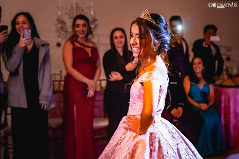 Inspiração ideias criativas de Fotos fotográfico festa de debutante 15 anos no Castelo Marilias Buffet'