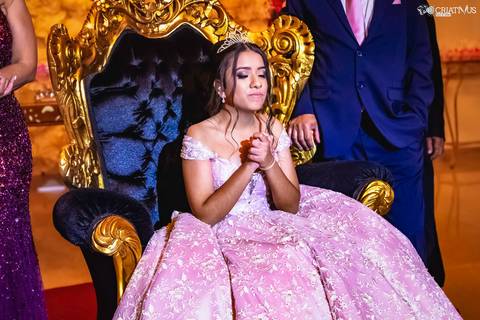 Inspiração ideias criativas de Fotos fotográfico festa de debutante 15 anos no Castelo Marilias Buffet'