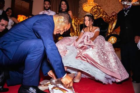 Inspiração ideias criativas de Fotos fotográfico festa de debutante 15 anos no Castelo Marilias Buffet'