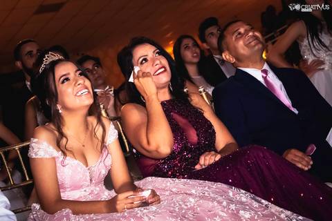 Inspiração ideias criativas de Fotos fotográfico festa de debutante 15 anos no Castelo Marilias Buffet'