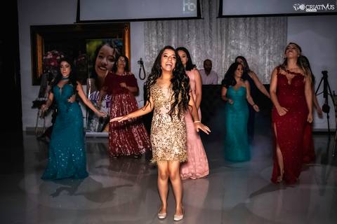 Inspiração ideias criativas de Fotos fotográfico festa de debutante 15 anos no Castelo Marilias Buffet'