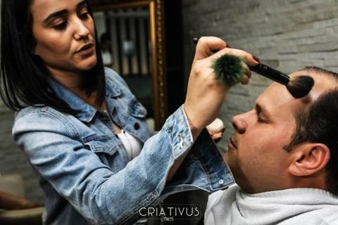 Inspiração e ideias criativas de fotos fotográfico de Making Of do noivo no Lestime de Soi'