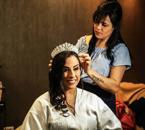 Inspiração e ideias criativas de fotos fotográfico de Making Of da noiva no Lestime de Soi'