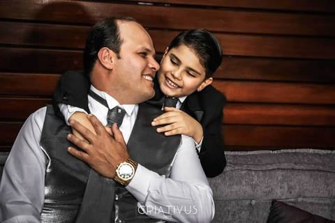 Inspiração e ideias criativas de fotos fotográfico de Making Of do noivo no Lestime de Soi'