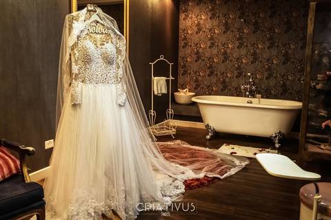 Inspiração e ideias criativas de fotos fotográfico de Making Of da noiva no Lestime de Soi'