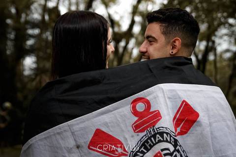 Inspiração e ideias criativas  ensaio fotográfico pré casamento de casal Parque do Carmo'