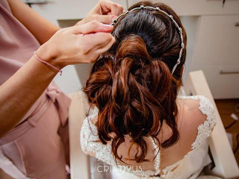 Inspiração e ideias criativas de fotos fotográfico de Making Of da noiva  Bruna Karina Makeup'