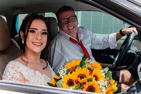 Inspiração e ideias criativas de fotos fotográfico de Making Of da noiva  Bruna Karina Makeup'