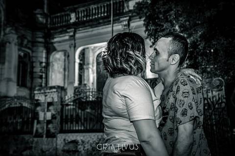 Inspiração e ideias criativas  ensaio fotográfico pré casamento de casal Av. Paulista'