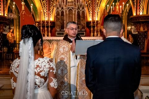 Inspiração e ideias criativas de fotos fotográfico de casamento na Igreja Arautos do Evangelho'