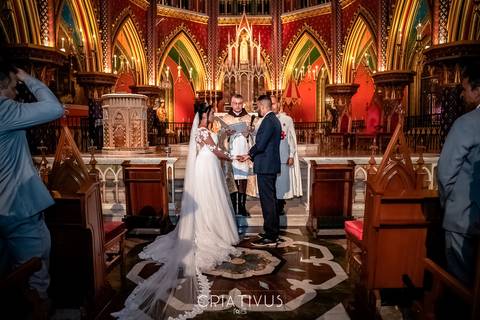 Inspiração e ideias criativas de fotos fotográfico de casamento na Igreja Arautos do Evangelho'