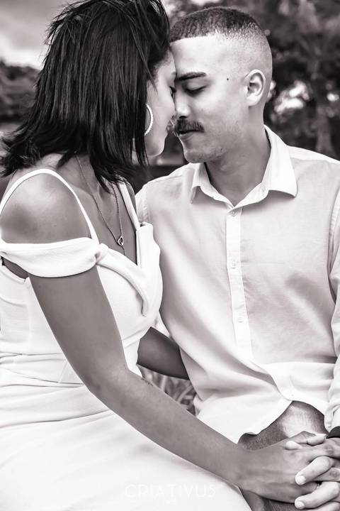 Inspiração e ideias criativas  ensaio fotográfico pré casamento de casal em São Roque'