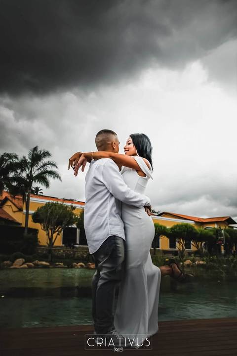 Inspiração e ideias criativas  ensaio fotográfico pré casamento de casal em São Roque'